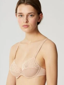 Spitze Vollschalen-BH GABY Von Maison Lejaby -MAISON LEJABY Verkäufe bh puder 13833 gaby maison lejaby 1 1