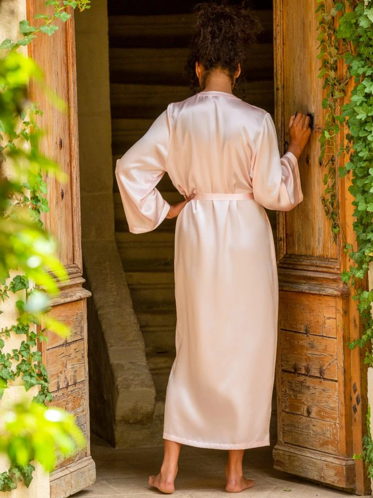 100% Seide Morgenmantel Lang LAURIAN Marjolaine 14 100% Seide Morgenmantel Lang LAURIAN Marjolaine – Bild 12