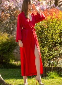 100% Seide Morgenmantel Lang LAURIAN Uni Marjolaine -MAISON LEJABY Verkäufe morgenmantel seide lang rot laurian rouge marjolaine 2 2 1 1