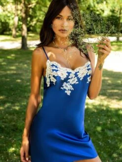 100% Seide Nachthemd MARJOLIE No. 1 Von Marjolaine -MAISON LEJABY Verkäufe nachthemd seide 3mar0101 royalblau weiss marjolaine 4 2 1