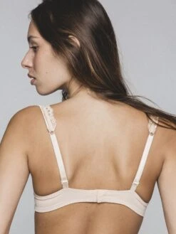 Spacer Schalen-BH GABY Von Maison Lejaby -MAISON LEJABY Verkäufe schalen bh puder 13830 gaby maison lejaby 2