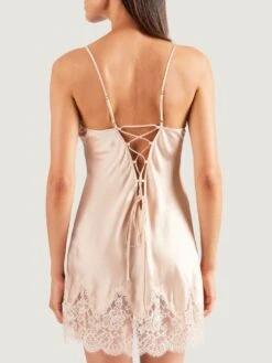 100% Seide Baby-Doll SOIE D´AMOUR Exquisit Aubade 37 100% Seide Baby-Doll SOIE D´AMOUR Exquisit Aubade -MAISON LEJABY Verkäufe seide baby doll ms42 goldsand 3 soie d amour aubade 1 1