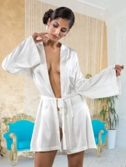 Seta Superior Seide Kimono INTREPIDO Von Cotton Club 24 Seta Superior Seide Kimono INTREPIDO Von Cotton Club -MAISON LEJABY Verkäufe seide kimono intrepido champagner seta superior cotton club