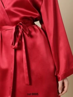 100% Seide Morgenmantel SOIE LASER Von Marjolaine -MAISON LEJABY Verkäufe seide morgenmantel laser laurian rot soie unie marjolaine 2 1 2 1